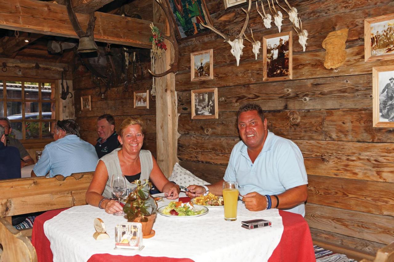 Gasthof Zacherlbraeu Fusch an der Glocknerstraße Kültér fotó